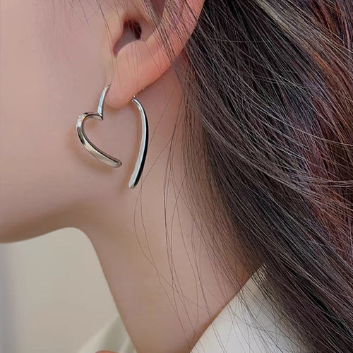 Sterling Silber Herz Design Ohrringe