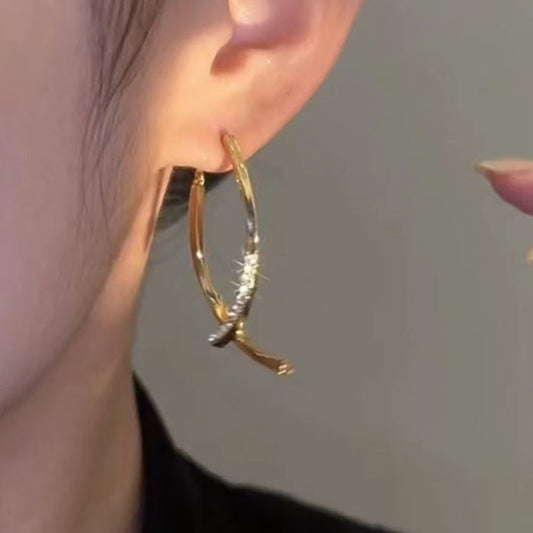 14K vergoldetes Kreuz Elegante Ohrringe