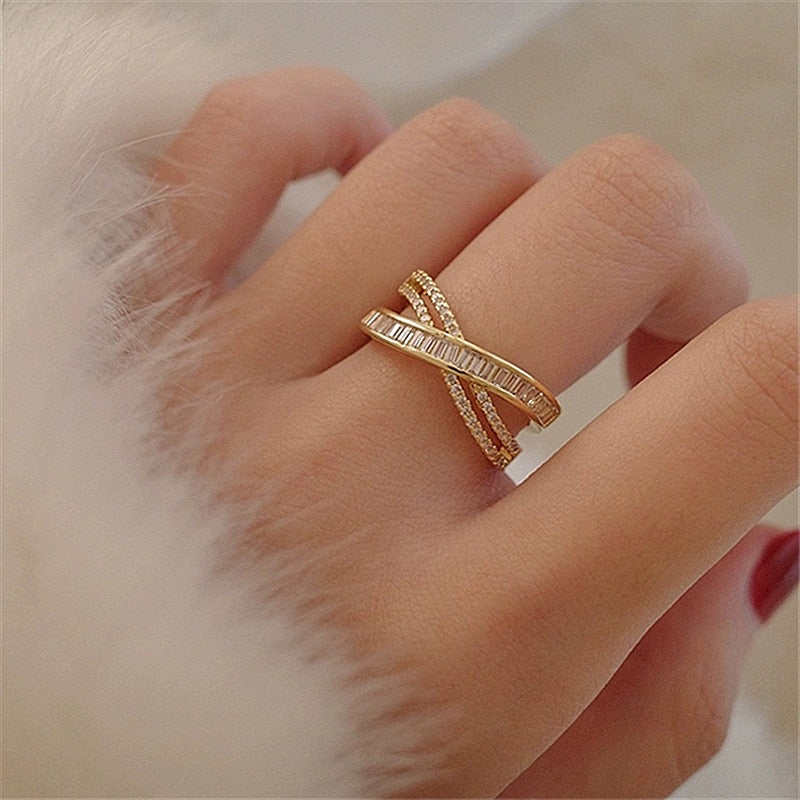 Neue Exquisite Cross Opening Ring Mode Temperament Einfache Ring Elegante Damenschmuck